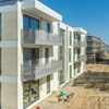 In der neuen „Gartenstadt am Falkenberg“ wird in Berlin komfortabler, aber zugleich bezahlbarer Wohnraum geschaffen.