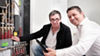  Installations- und Heizungsbaumeister Detlef Grätz (li.; hier mit Viega Verkaufsberater Peter Platte) hat das TGA-Konzept in dem Neubau bis ins Detail an einem Höchstmaß ausgerichtet.  (Bild: Viega)