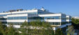 Der Bürokomplex „HEADS“ in Aschheim bei München steht fast schon prototypisch für eine neue Arbeitswelt in einer in jeder Hinsicht gesunden, grünen Umgebung. (Bild: Viega)