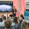 Isabel Hammerschmidt, Engineering Consultant bei Viega und Expertin für Digitales Bauen und Nachhaltigkeit in der TGA, stellt im Rahmen der „BIM World MUNICH“ das Seminarcenter „Viega World“ als erfolgreiches Leuchtturmprojekt für nachhaltiges Bauen mit BIM vor. (Foto: Viega)
