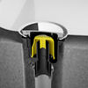 De nieuwe Tempoplex afvoer voor douchebakken met een afvoeropening van 90 mm volgt het Viega kleurenconcept voor vereenvoudigde installatie: met de hand instelbare  installatiedelen zijn geel uitgevoerd. (Foto: Viega)