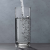 A volte si dimentica che prima di tutto l’acqua è un alimento: serve per dissetarsi ma anche per cucinare, sia a livello domestico che nell’industria. (Foto: Viega)