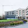 Im 4-Sterne-Hotel Terme Neroniane in Montegrotto bei Padua, Italien, wurde der alte Flügel des Hotels abgerissen und neu gebaut, um moderne Räume mit hohem Komfort und ästhetischer Qualität bieten zu können. 