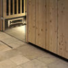 At the sauna exits, Advantix Vario is adjusted to intermediate length.