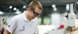 Silber für den Viega-Mitarbeiter Tobias Bornschein aus dem Werk Großheringen (Thüringen). Bei den WorldSkills Leipzig 2013 erkämpfte er für Deutschland eine Silbermedaille im Berufsbild Polymechaniker.