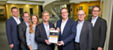 Verleihung des RECRUITING EXCELLENCE Gütesiegels: (v.l.n.r.) Marco Bücking (HR Manager, Viega), Axel Bergmann (Senior Account Manager, Jobware), Luisa Stachelscheid (Trainee HR, Viega), Stefan Tofote (Personalleiter HR Management Supply Chain und Leiter HR Services, Viega), Matthias Olten (Bereichsleitung Auditierung Jobware), Prof. Dr. Wolfgang Jäger (Wiss. Beirat Hochschule RheinMain) und Christoph Wild (Personalleiter HR Management Sales & Marketing, Viega). (Foto: Viega)