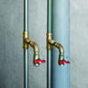 Hot and cold water through the Sanpress Inox stainless steel press: quick installation with guaranteed reliability in the long term.